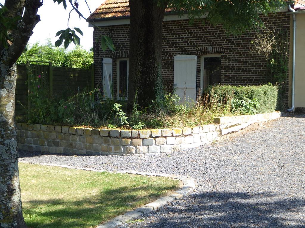 Les Gites Du Vieux Frene Longavesnes Kültér fotó