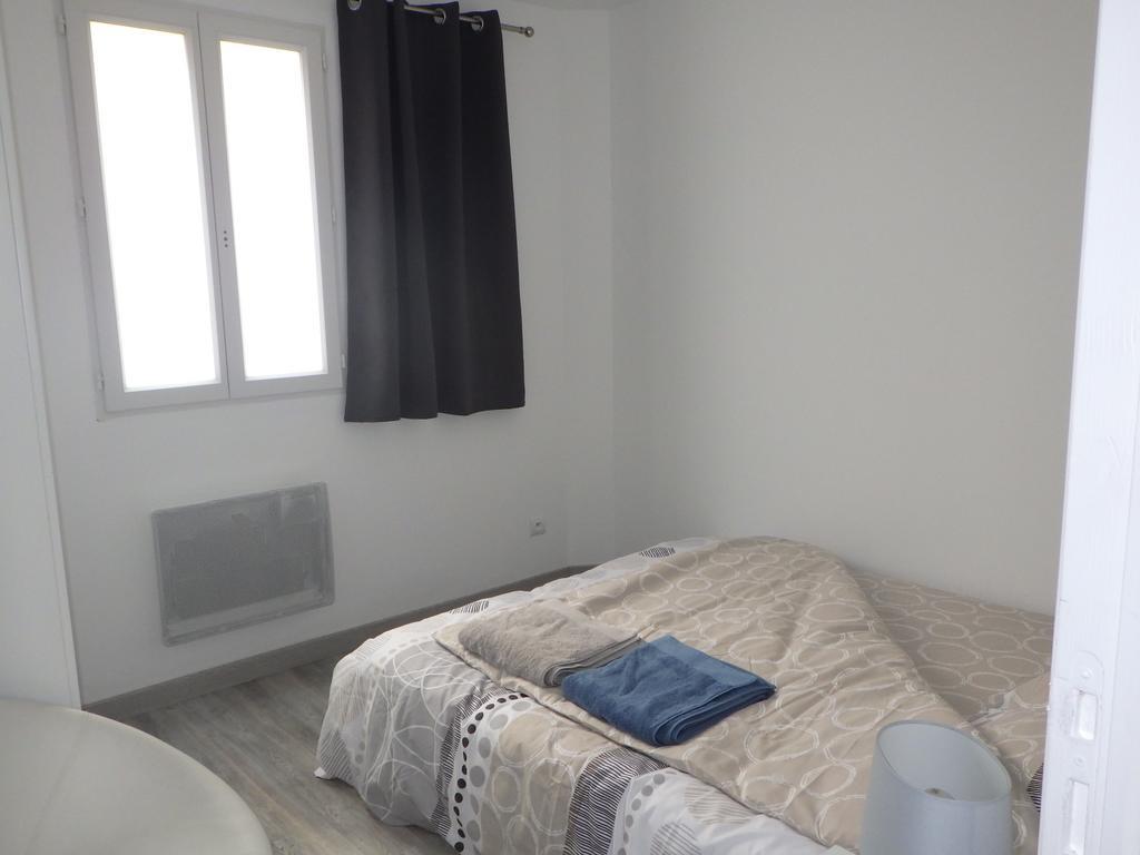 Les Gites Du Vieux Frene Longavesnes Kültér fotó