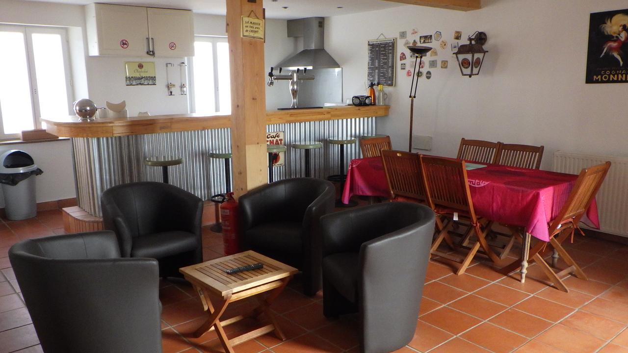Les Gites Du Vieux Frene Longavesnes Kültér fotó